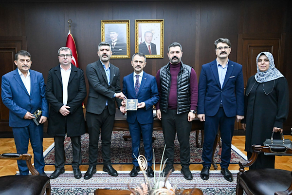 Diliskelesi Hukukçular Sitesi Derneğinden Vali Aktaş'a davet Diliskelesi Hukukçular Sitesi Derneğinden Vali Aktaş'a davet