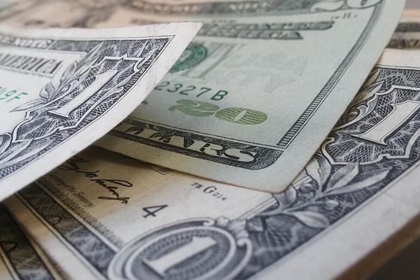Döviz piyasalarında dolar yükseldi Döviz piyasalarında dolar yükseldi