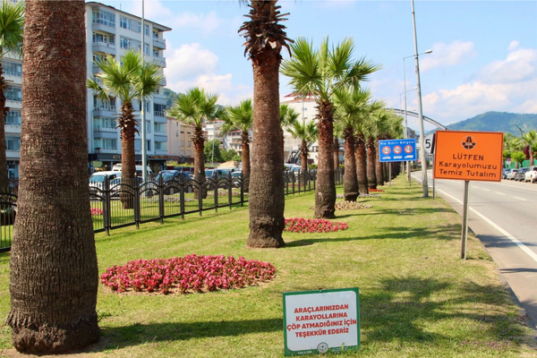 Giresun’da şehir estetiği için peyzaj çalışmaları sürüyor Giresun’da şehir estetiği için peyzaj çalışmaları sürüyor