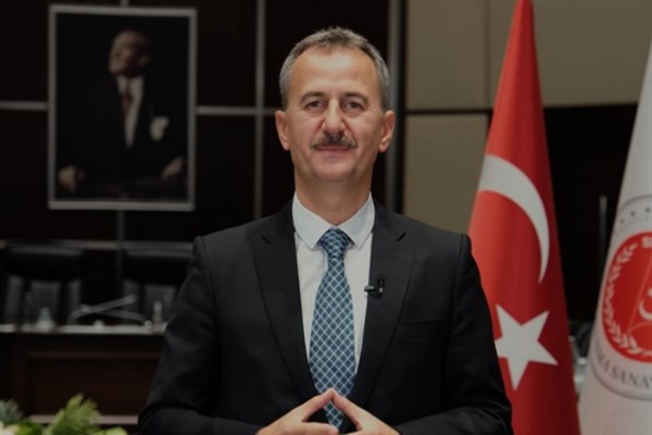 Görgün, Azerbaycan Savunma Bakanı Hasanov ile görüştü Görgün, Azerbaycan Savunma Bakanı Hasanov ile görüştü