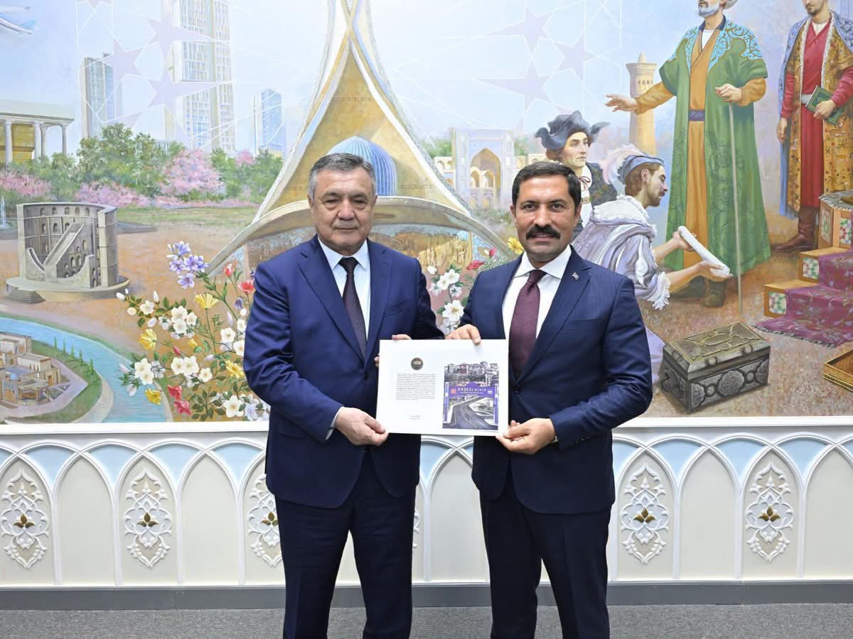 Hatay Valisi Masatlı, Özbekistan Ali Meclisi Yasama Meclisi Başkanı İsmailov ile görüştü Hatay Valisi Masatlı, Özbekistan Ali Meclisi Yasama Meclisi Başkanı İsmailov ile görüştü