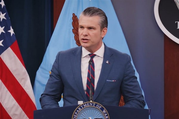 Hegseth, Panama’daki eğitim merkezinde ortak kuvvetlerle bir araya geldi Hegseth, Panama’daki eğitim merkezinde ortak kuvvetlerle bir araya geldi