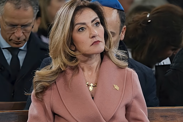 Hollanda Savunma Bakanı: Özgürlük kendiliğinden var olan bir şey değil Hollanda Savunma Bakanı: Özgürlük kendiliğinden var olan bir şey değil
