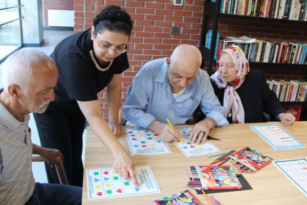İBB Alzheimer Gündüz Bakımevi, Sağlıklı Şehirler Yarışması'nda ödül aldı