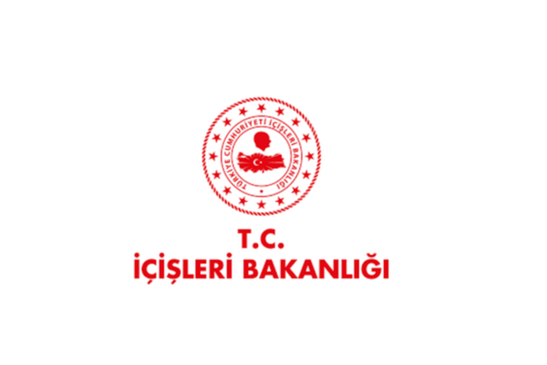 İçişleri Bakanlığı: Kastamonu açıklarında gemiyi terk eden 13 mürettebat kurtarıldı