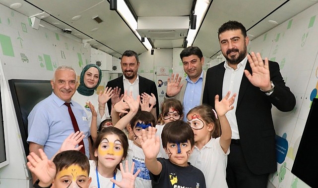 İETT'den Öğrencilere Anlamlı Destek