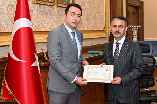 İl Göç İdaresi Müdürü Ülker'den Vali Aktaş'a veda ziyareti İl Göç İdaresi Müdürü Ülker'den Vali Aktaş'a veda ziyareti