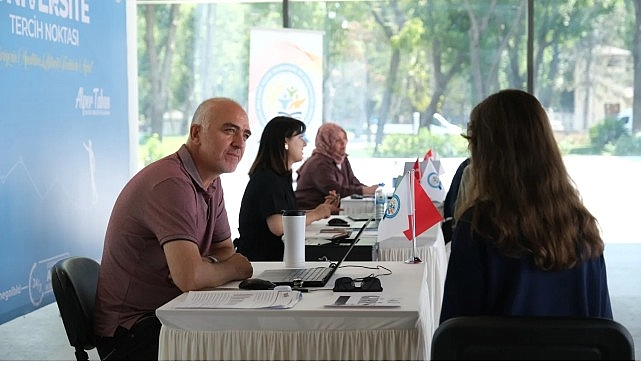 İnegöl Belediyesi'nden Öğrencilere Ücretsiz Yks Tercih Danışmanlığı