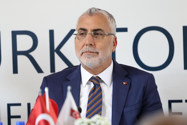 Işıkhan: Mardin 1969 Spor’un yeni bir başarı hikayesi yazacağına eminiz Işıkhan: Mardin 1969 Spor’un yeni bir başarı hikayesi yazacağına eminiz