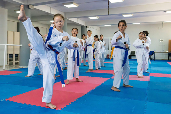 İzmir Büyükşehir Belediyesi yaz okullarında çocuklar sporla buluşuyor
İzmir Büyükşehir Belediyesi yaz okullarında çocuklar sporla buluşuyor