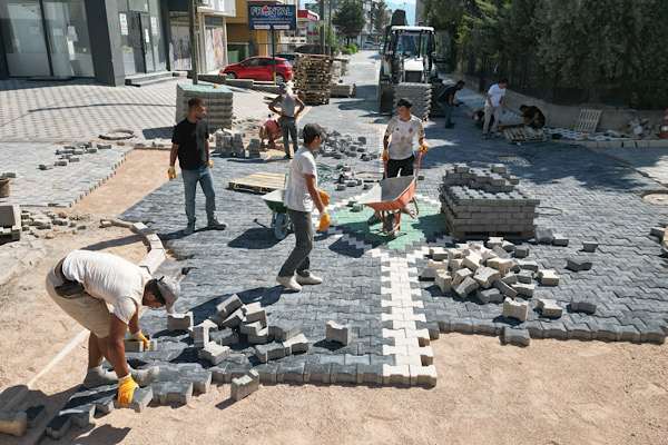 İzmit’te SEDAŞ çalışmaları sonrası zarar gören yollar yenilendi