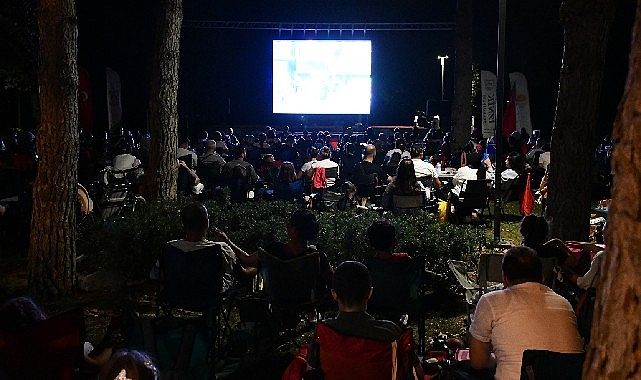 İznik'te Yazlık Sinema Sezon Finali Yaptı