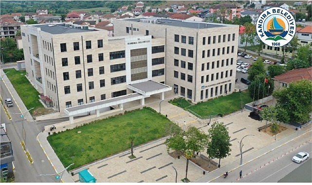 Kandıra Belediyesi'nden Üniversite Öğrencilerine 15 Bin TL Eğitim Desteği