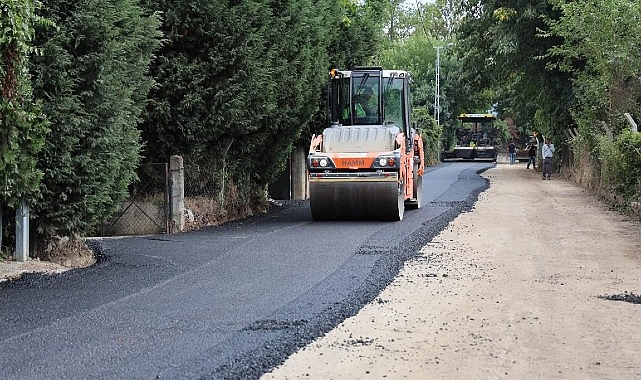 Kartepe'de Yollar Adım Adım Yenileniyor