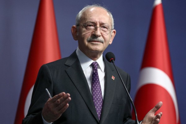 Kılıçdaroğlu, gazeteci Kırçuval’ın ailesine taziye ziyaretinde bulundu