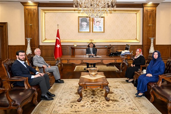 Kocaeli İl Müftülüğü heyetinden Vali Aktaş’a ziyaret Kocaeli İl Müftülüğü heyetinden Vali Aktaş’a ziyaret