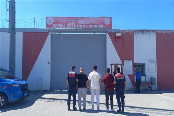 Kocaeli’de aranan 3 kişi yakalandı