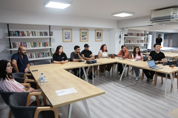Konak’ta gençler için yapay zeka atölyesi düzenlendi Konak’ta gençler için yapay zeka atölyesi düzenlendi
