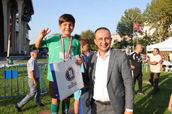 Kütahya’da çocuklar penaltı turnuvasında buluştu