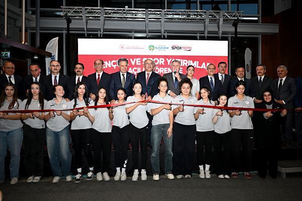 Malatya'da gençlik ve spor yatırımlarının açılışı yapıldı