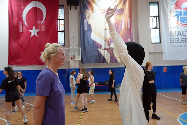 Maltepe’de kadınlara ''Öz Savunma Eğitimleri'' verildi