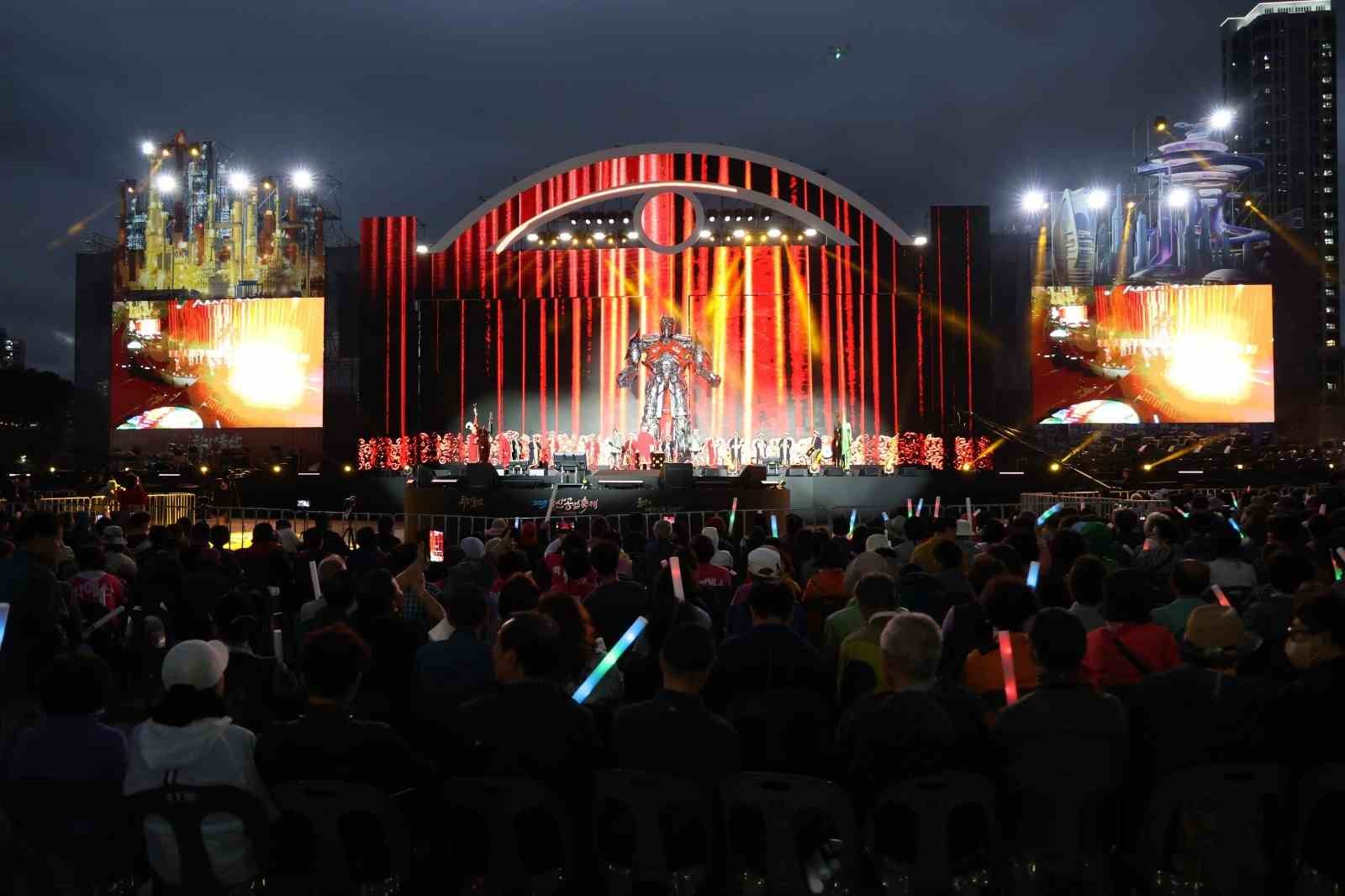 Mehter takımı, marşlarıyla Güney Kore’yi coşturdu