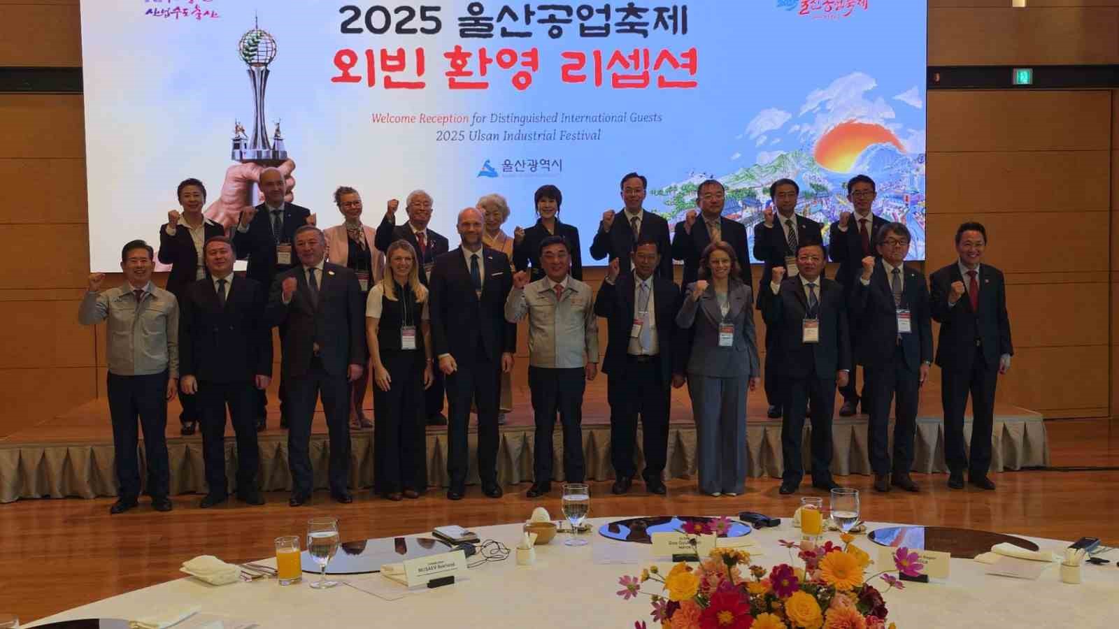 Mehter takımı, marşlarıyla Güney Kore’yi coşturdu