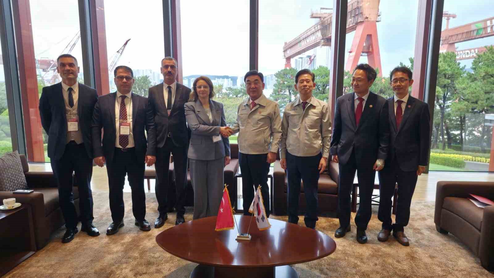 Mehter takımı, marşlarıyla Güney Kore’yi coşturdu