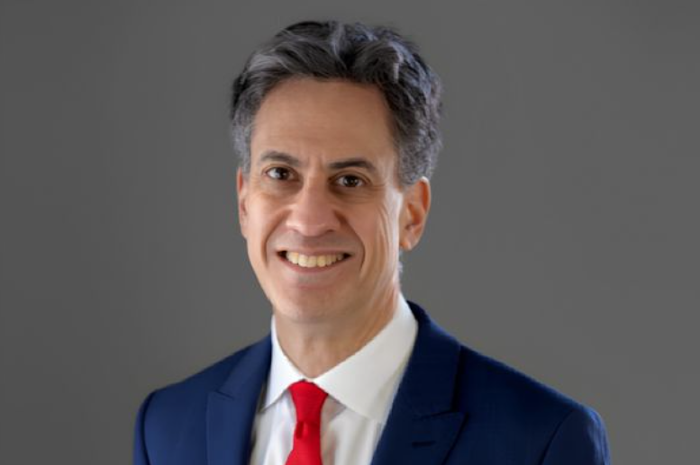 Miliband: İngiltere, Ukrayna'nın yanında durmaya devam edecek