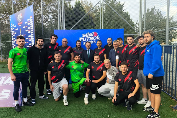 Mini Futbol Türkiye Şampiyonası Kocaeli'de başladı Mini Futbol Türkiye Şampiyonası Kocaeli'de başladı