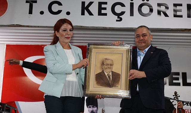 Neşet Ertaş Keçiören'de Türkülerle Anıldı