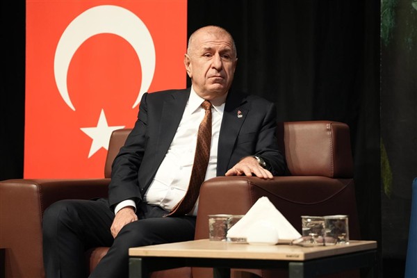 Özdağ: Anadolu üzerinde büyük bir operasyon yapılmaya çalışılıyor Özdağ: Anadolu üzerinde büyük bir operasyon yapılmaya çalışılıyor