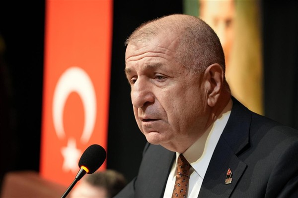 Özdağ, Eskişehir’de esnaf ve vatandaşlarla buluştu Özdağ, Eskişehir’de esnaf ve vatandaşlarla buluştu
