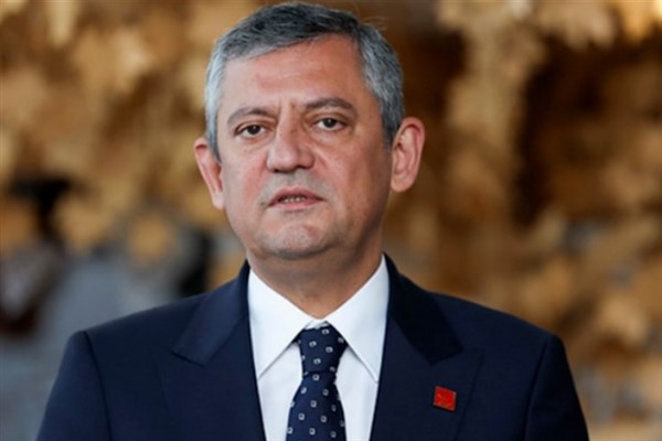 Özel, YENİ Parti’de ön seçim açılışlarına katıldı Özel, YENİ Parti’de ön seçim açılışlarına katıldı