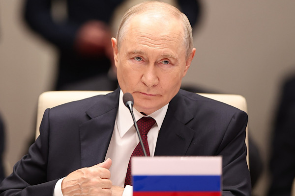 Putin: Rusya ve Afrika, çok kutuplu bir dünya inşa etmede doğal müttefikler