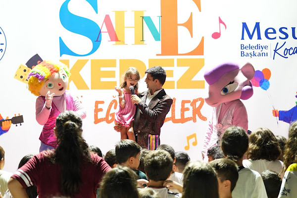 “Sahne Kepez” etkinliği Ulus Mahallesi’nde gerçekleştirildi “Sahne Kepez” etkinliği Ulus Mahallesi’nde gerçekleştirildi