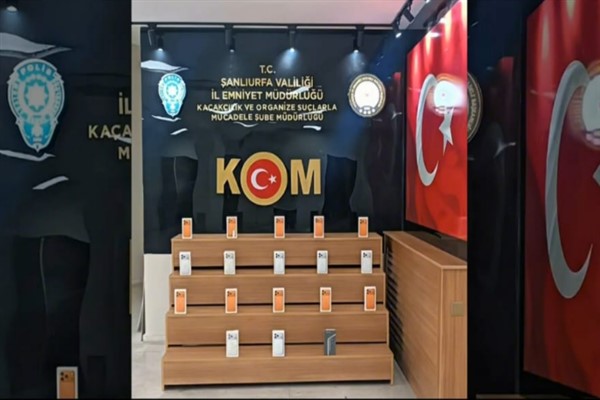 Şanlıurfa’da 10 milyon lira değerinde kaçak ürün ele geçirildi Şanlıurfa’da 10 milyon lira değerinde kaçak ürün ele geçirildi