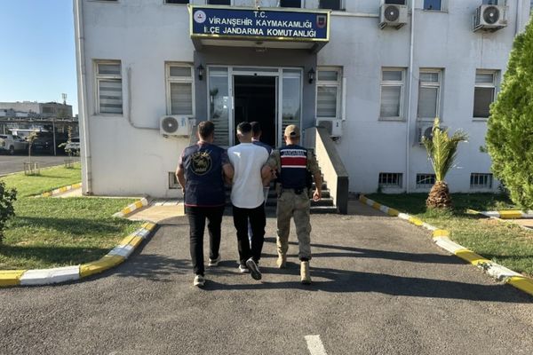 Şanlıurfa’da 3,5 milyon liralık kaçak telefon ele geçirildi