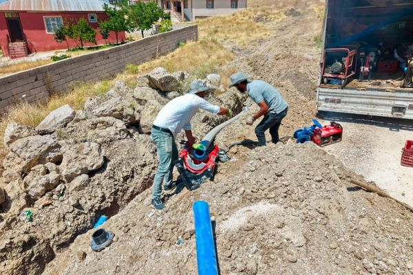 Seyrantepe’de 40 hanenin içme suyu sorunu çözüldü