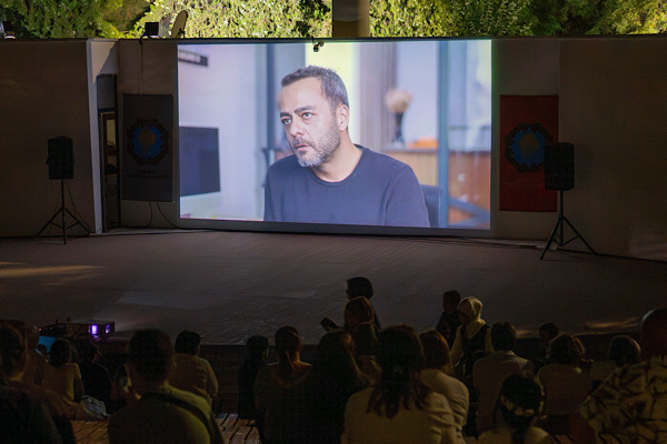 Sümerpark Açık Hava Sineması “Valahi” filmiyle başladı