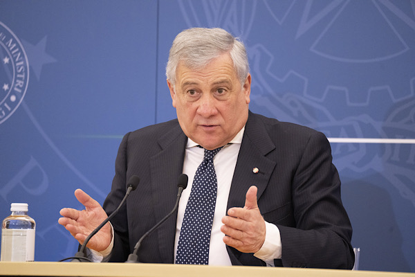 Tajani: Tüm Silahlı Kuvvetler’e özel selamlarımı iletiyorum