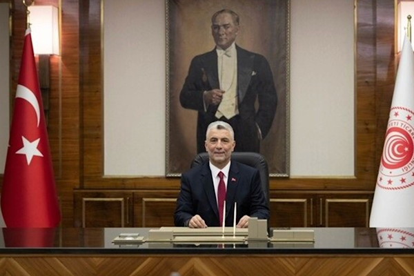 Ticaret BakanıBolat, Ereğli İlçe Halk Kütüphanesi’nin açılışını yaptı