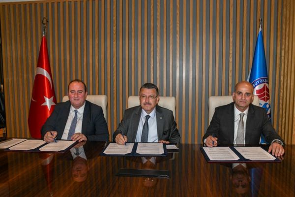 Trabzon Büyükşehir'den üreticilere yüzde 90 hibeli düve desteği