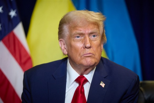 Trump: İran yarın Doha’da görüşme talep etti Trump: İran yarın Doha’da görüşme talep etti