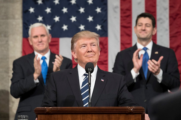 Trump, Oval Ofis’te NATO Genel Sekreteri Rutte ile görüştü