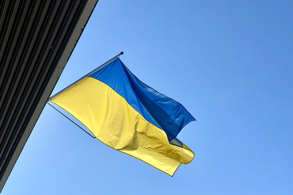 Ukrayna Dışişleri Bakanlığı: Kiev, kurbanlarının yasını tutuyor Ukrayna Dışişleri Bakanlığı: Kiev, kurbanlarının yasını tutuyor