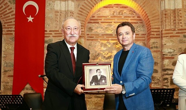 Usta Oyuncu Altan Erkekli Osmangazi'de “Bir Memleket Hikayesi" Anlattı