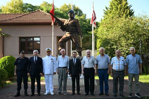 Vali Aktaş, Kıbrıs gazilerini ziyaret etti Vali Aktaş, Kıbrıs gazilerini ziyaret etti