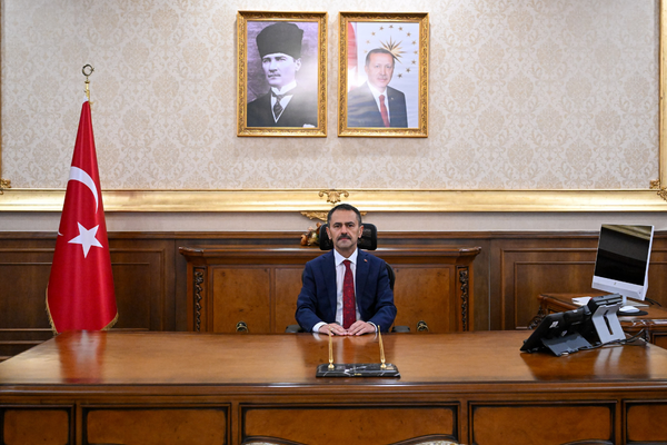 Vali Aktaş’tan 29 Ekim Cumhuriyet Bayramı mesajı Vali Aktaş’tan 29 Ekim Cumhuriyet Bayramı mesajı