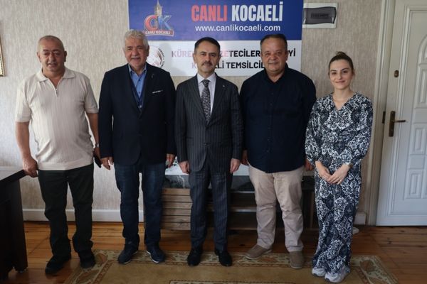 Vali Aktaş’tan gazetecilere ziyaret Vali Aktaş’tan gazetecilere ziyaret